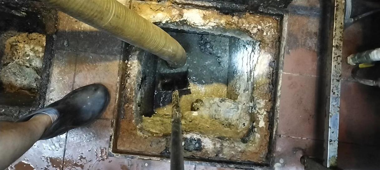 罗平污水池清理一般都有毒气，怎么预防中毒呢？